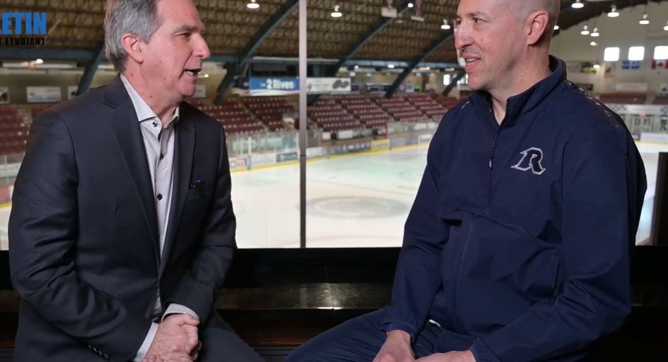 Face à face avec notre entraîneur des Rebelles hockey!